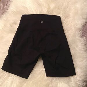 Lululemon Wunder Train Biker Shorts